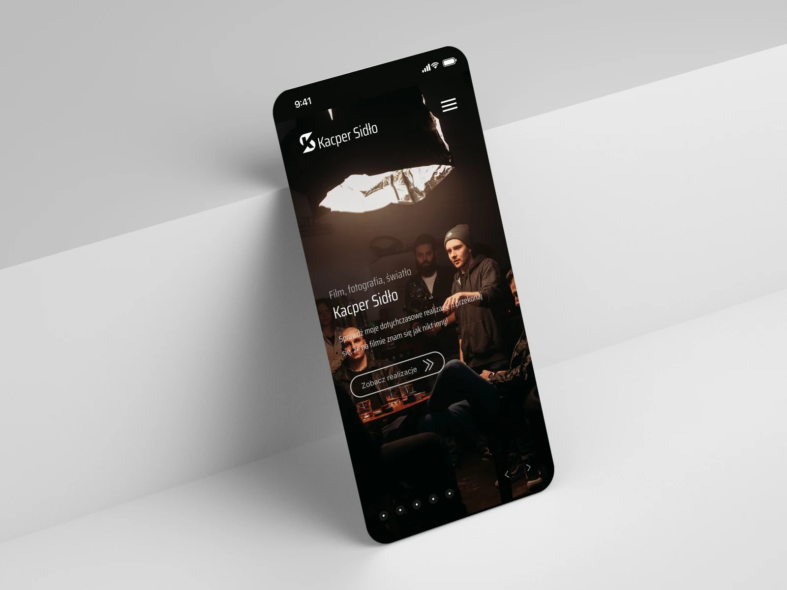 Kacper Sidło — la home page, versione mobile su un iPhone